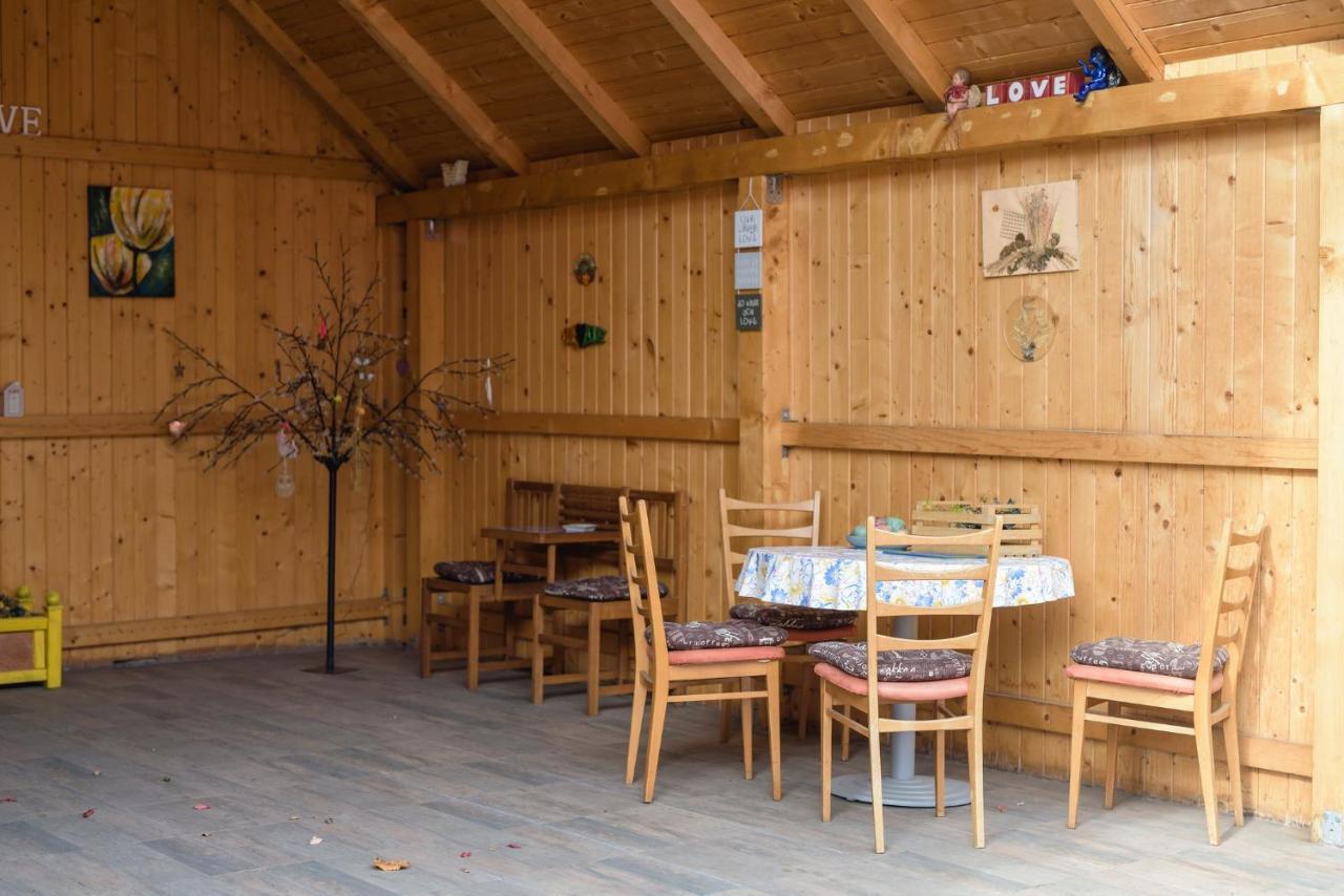 Wooden Attic Apartment Brasov Exterior photo